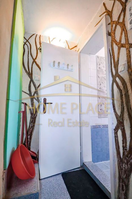 Дава се под наем Етаж от къща в Варна, Цветен квартал - 45 кв.м за 367.2 € - Снимка #6