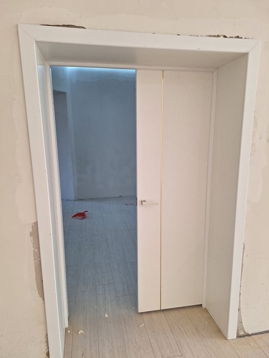 Установка двери.