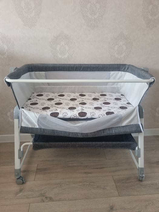 Манеж детский серый