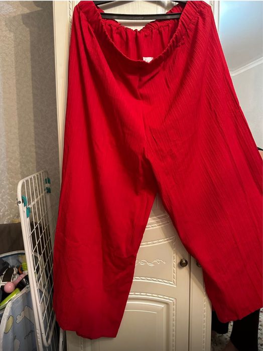 Костюм брючный женский