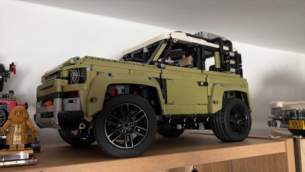 LEGO Technic 42110 Land Rover Defender