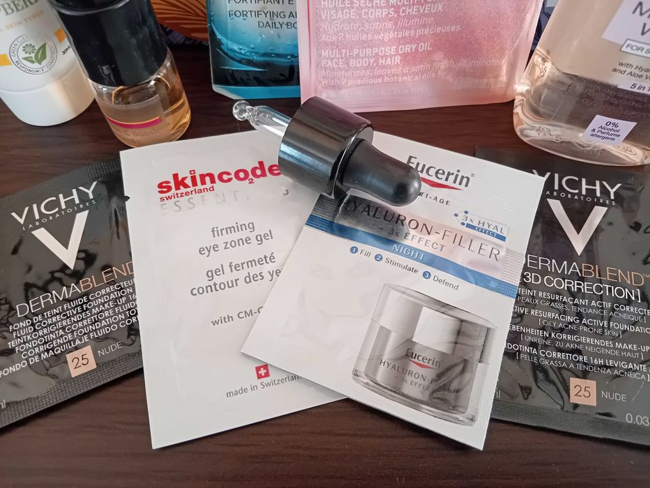 Лот нова козметика - 8 продукта.