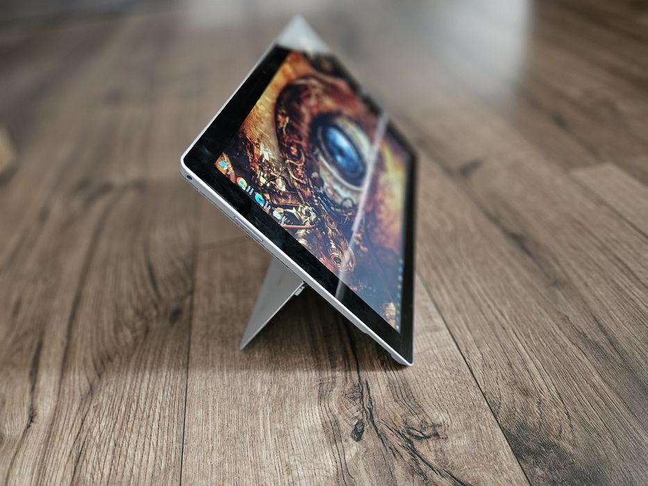 Microsoft Surface Pro Intel i7 8GB 512GB SSD, 12.5 fullhd, tastatura