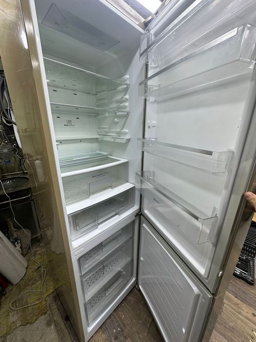 Продам холодильник лдж