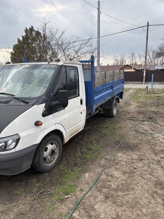 Ford transit auto-utilitar