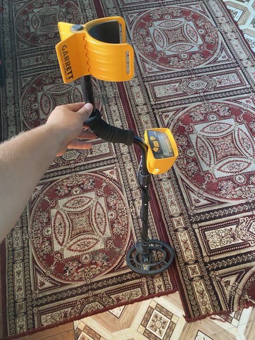 Продам металлаискатель