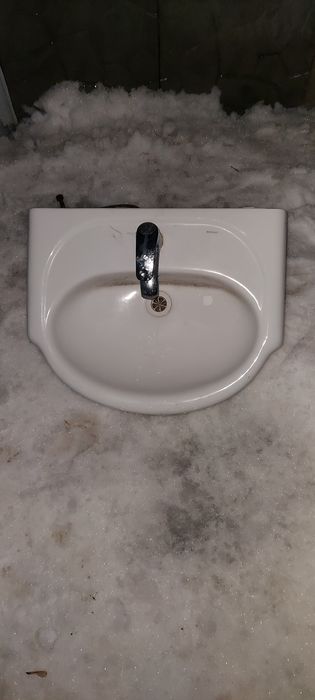 Продам раковину бу