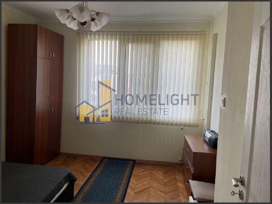 Двустаен апартамент в кв. Медицинска академия