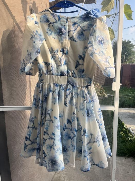 Rochie elegantă de eveniment