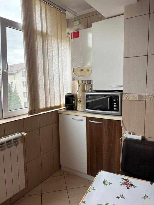 apartament 3 camere bloc nou