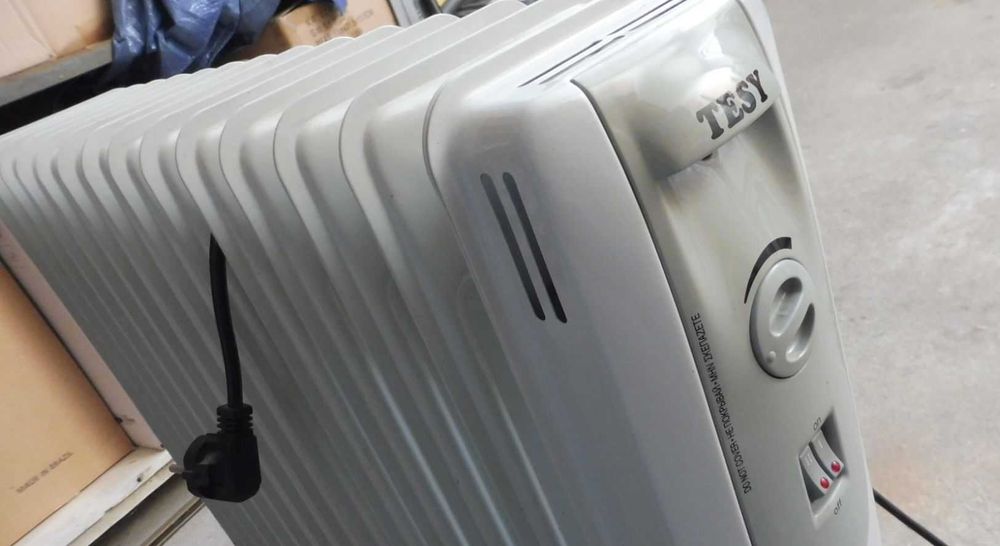 Електрически маслен радиатор Tesy D02 3014, 3000W