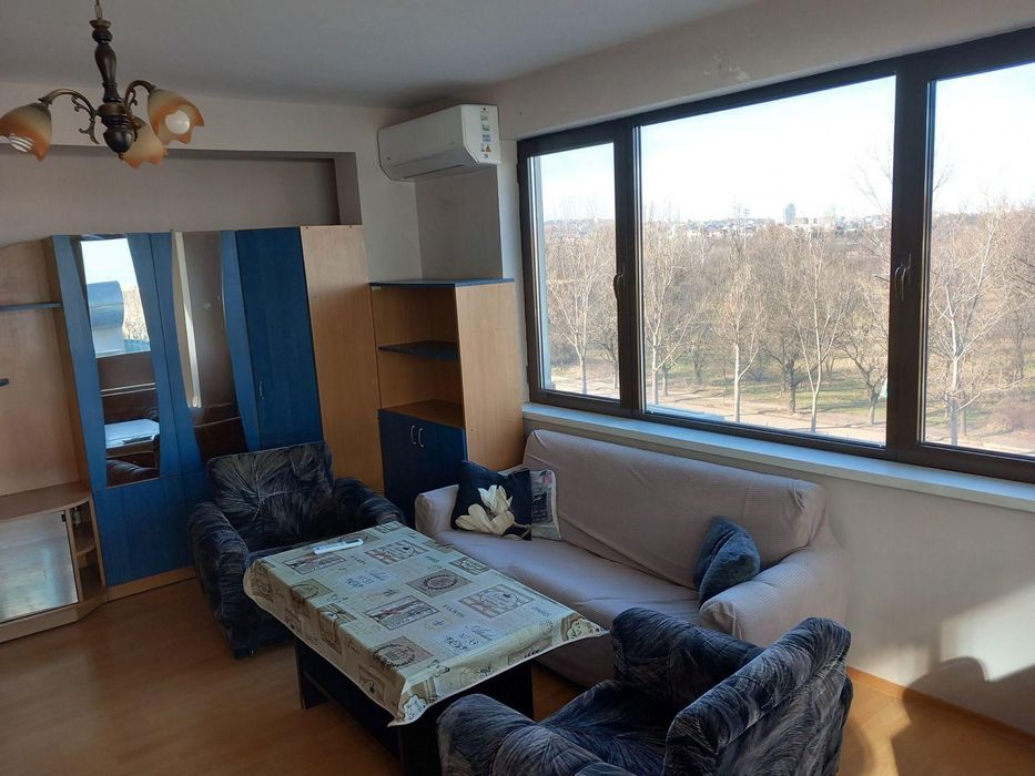 Дава се под наем Двустаен апартамент в София, Красно село - 55 кв.м за 647.19 € - Снимка #1