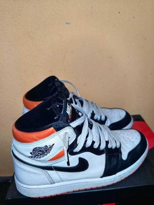 Jordan 1 high electro orange,marimea 40.5 Negociabil