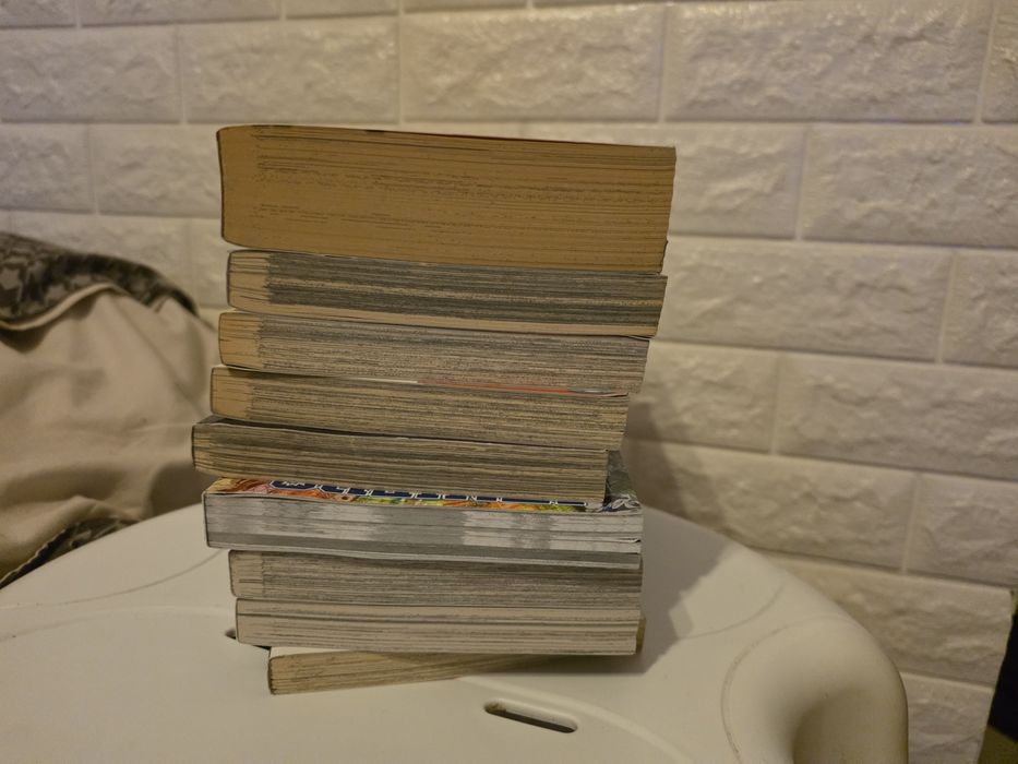 Vând volume  manga AOT,MHA,Kagurabachi, Dragon ball,shaman king
