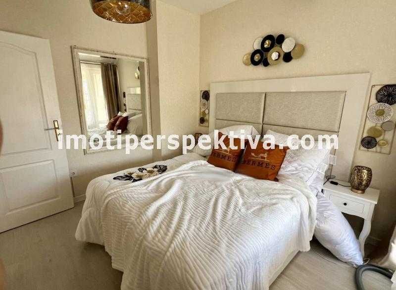 реф.16420 Огромен хол /55 кв.м./, готов за нанасяне-Бунарджика!