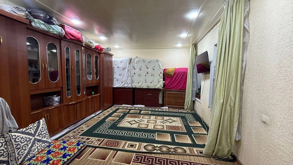 Ховли уй сотилади