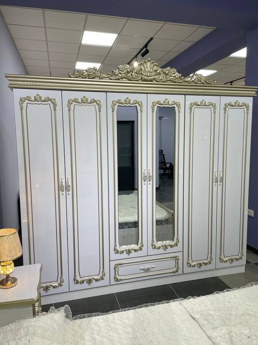 Спальный гарнитур модель Misr Lyuks