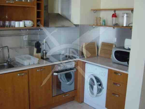 Тристаен апартамент в Ахелой!