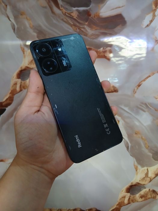 В продажа Redmi 13 C. 256Gb