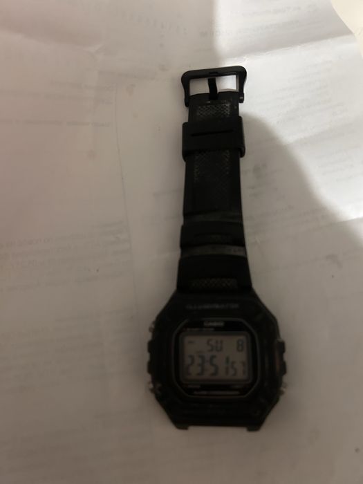 Часовник Casio Iluminator