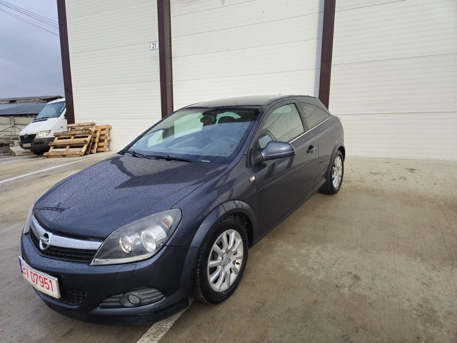 Opel Astra GTC 2009 // 1.4 Benzina// Stare foarte buna