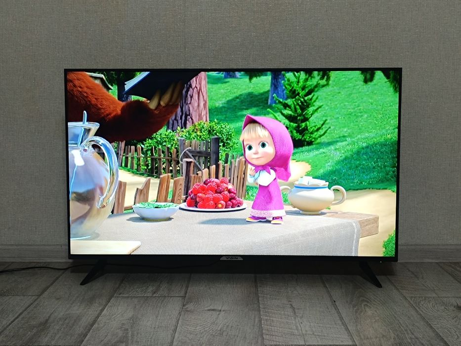 Телевизор смарт, 110 см