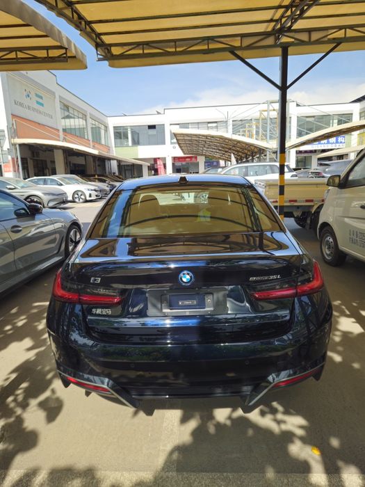 Bmw i3 35L 525km