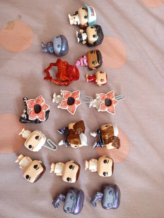 Stranger things kinder