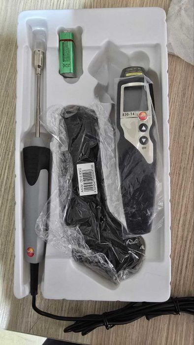 Термометр лазерный Testo-830-T4