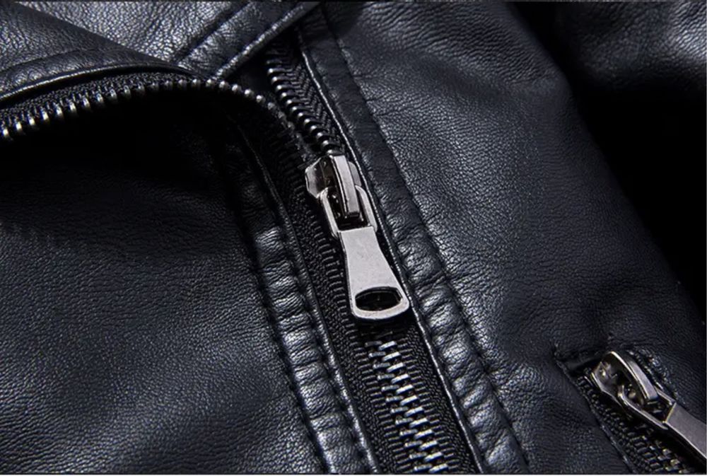 Продам кожаную куртку для ребёнка