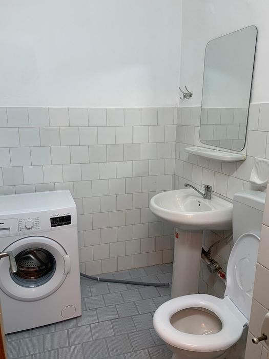 De vânzare apartament 3 camere