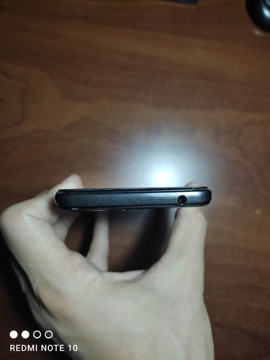 Смартфон Mandalina M200