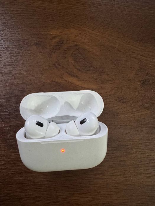 Оригинальные AirPods Pro 2024