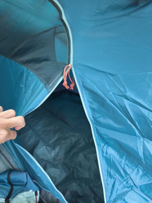 Палатка, decathlon, ползвана три пъти.