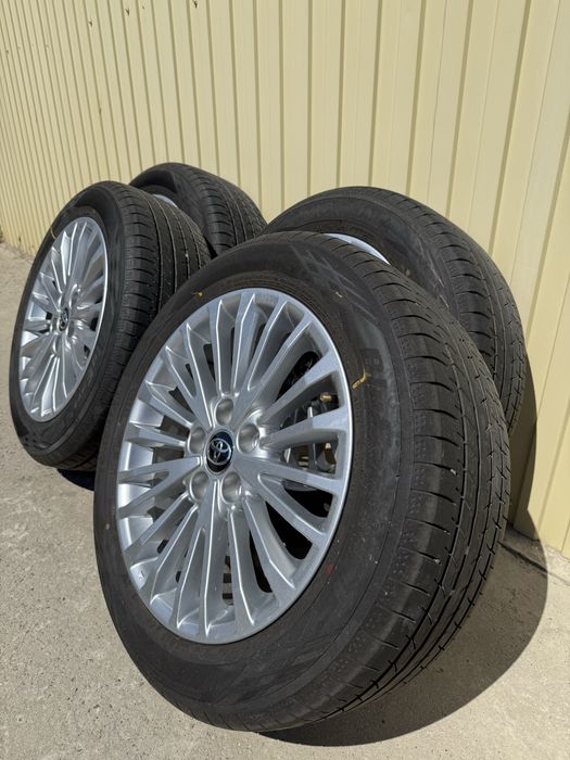 Диски с шинами camry 80, r17