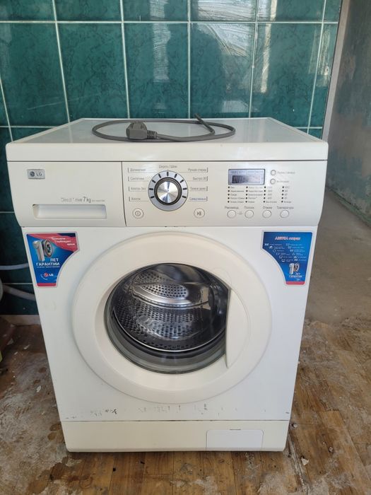 машына очень хорошоя чена 40000