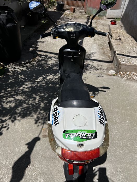 Bicicletă electrică cu pedale