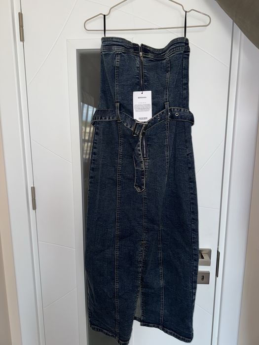 Дънкова рокля Bershka М размер