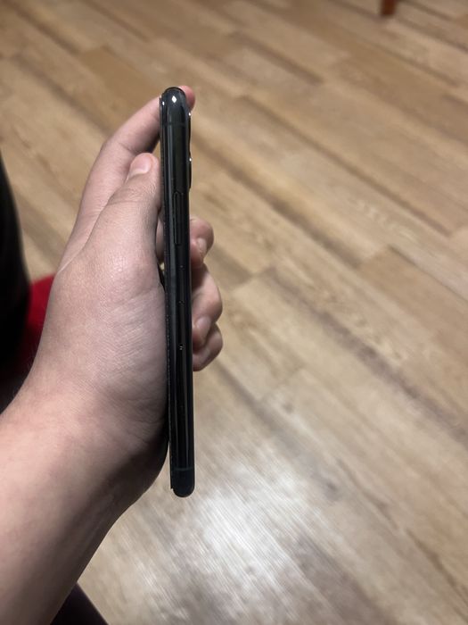 Продам Айфон 11 pro