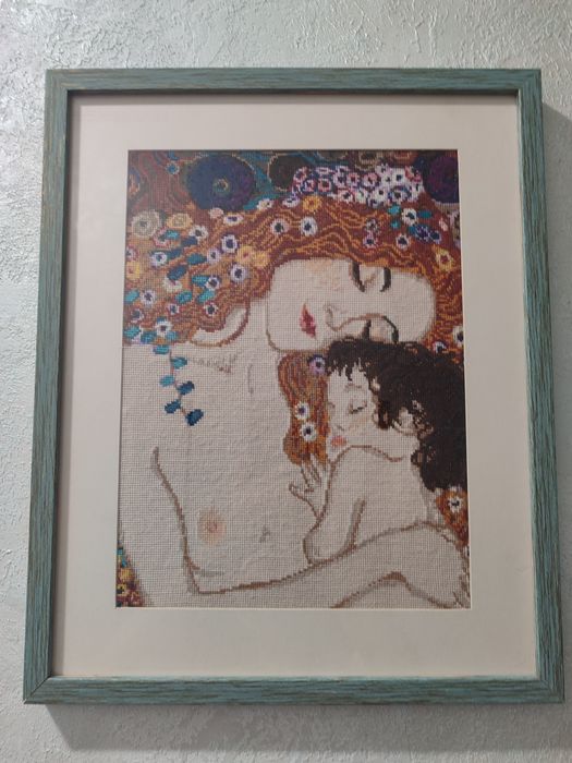Продам картину вышивка