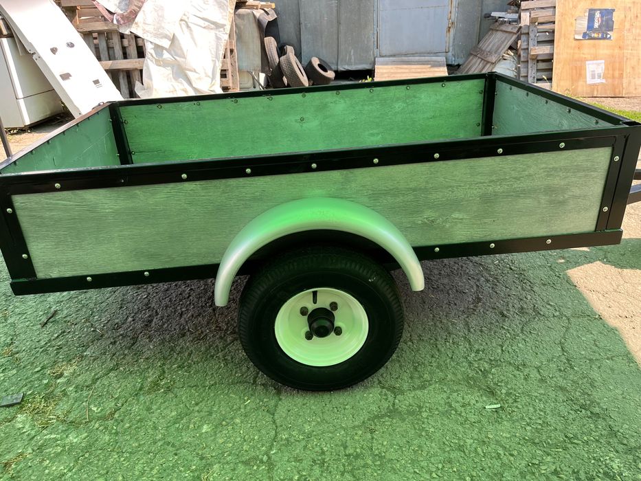 Товарно ремарке за тракторна косачка + фрези