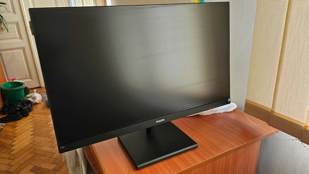 Unitate PC + Monitor Philips 27''