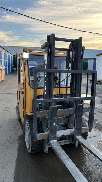 Продам Вилочный погрузчик кара торг