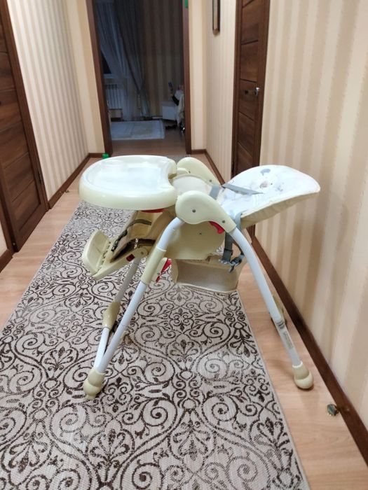 Продам детский стульчик для кормления