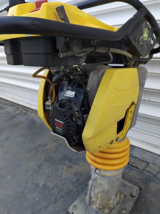 Бензинова Трамбовка BOMAG BT65