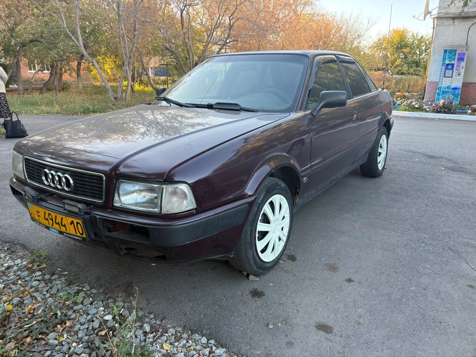 Автомашина Audi 80