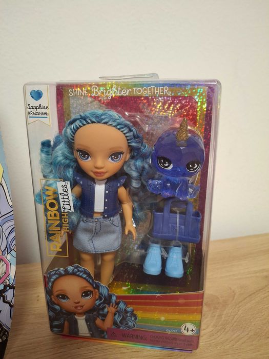 Vand lot cu 2 papusi , LOL Surprise si Rainbow High Littles)