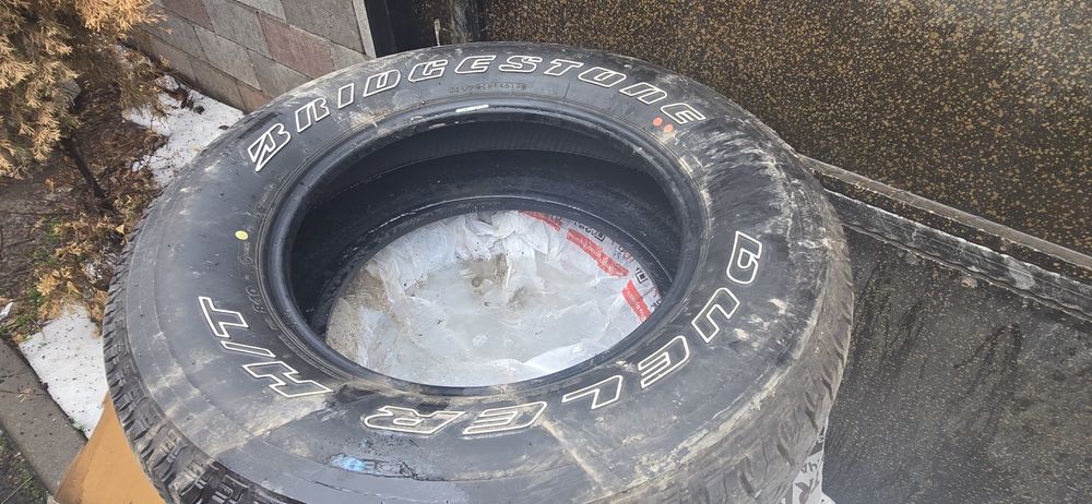 Продам шины Bridgestone Duller
