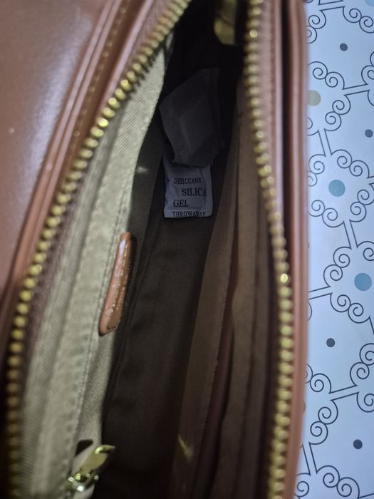 Продам сумку кожаную.