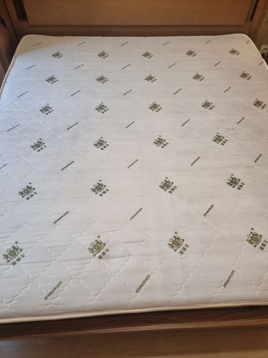 Матрас б/у 180×200